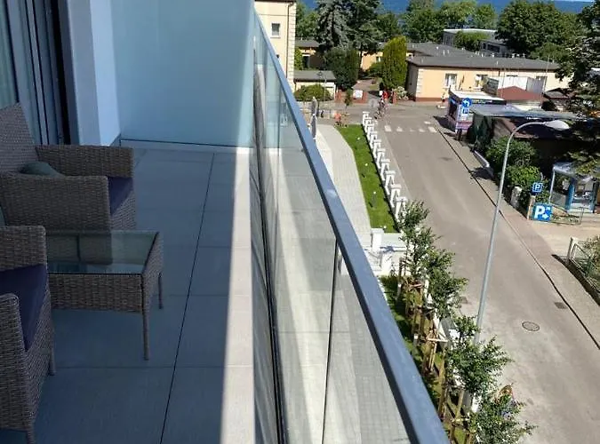 Balticus Z Widokiem Na Morze アパート ミエンジズドロイェ